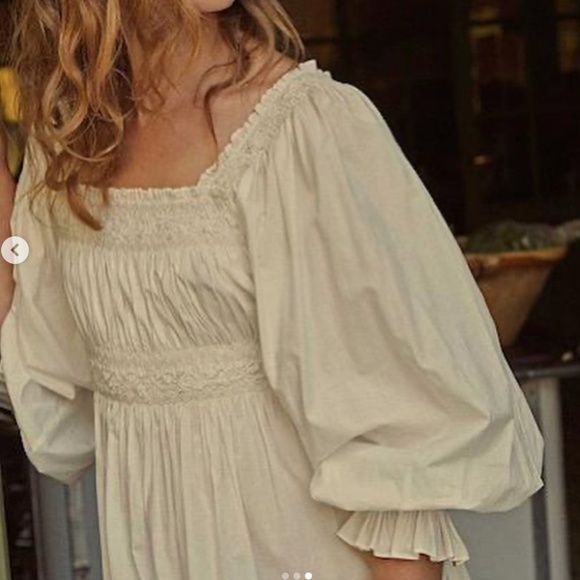 Doen Catrinette Gown - Picture 3 of 3